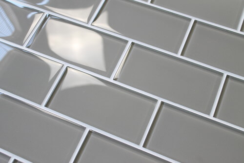 carrelage sol salle de bain marbre sobre gris