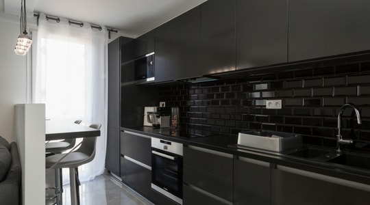 Rénovation appartement moderne cuisine ouverte