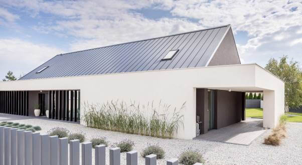 Maison contemporaine toute en longueur