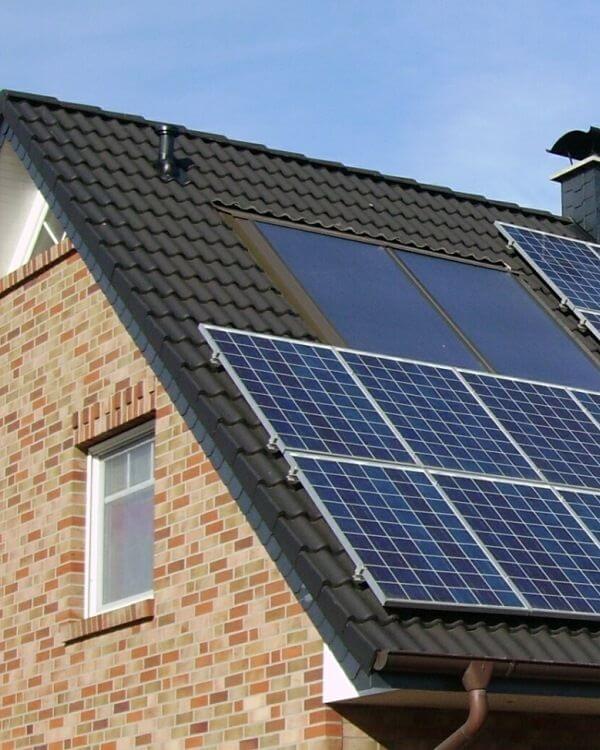 Electricité dans maison écologique